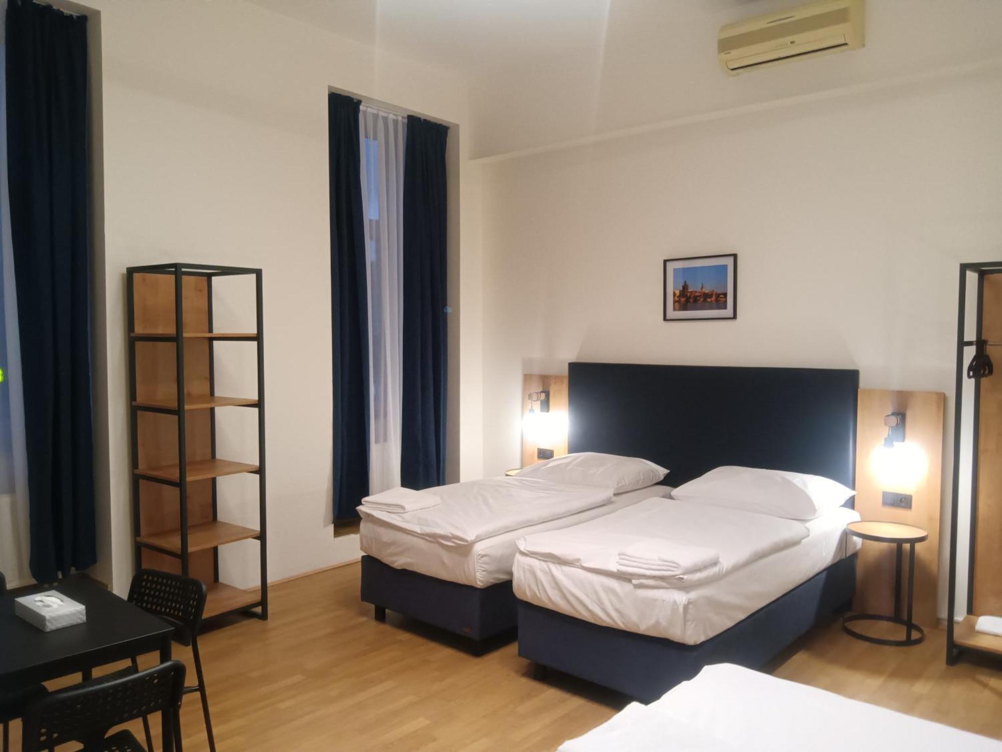 Powder Tower Suites Прага Экстерьер фото