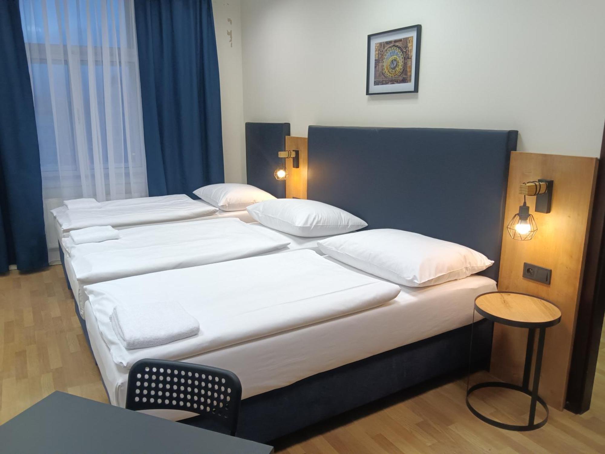 Powder Tower Suites Прага Экстерьер фото